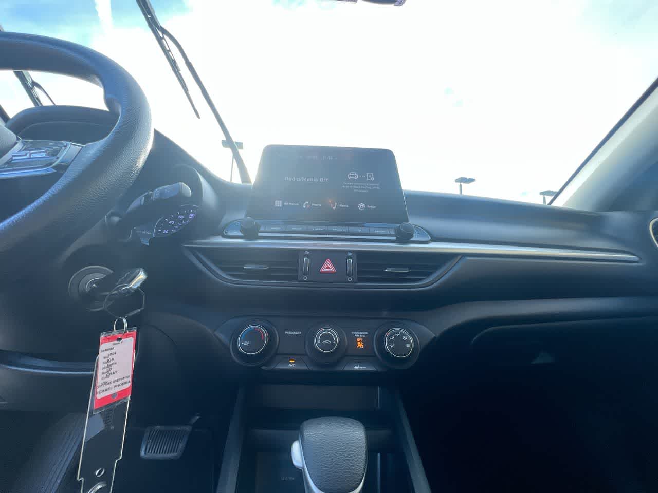 Thumbnail: 2024 Kia Forte - 16