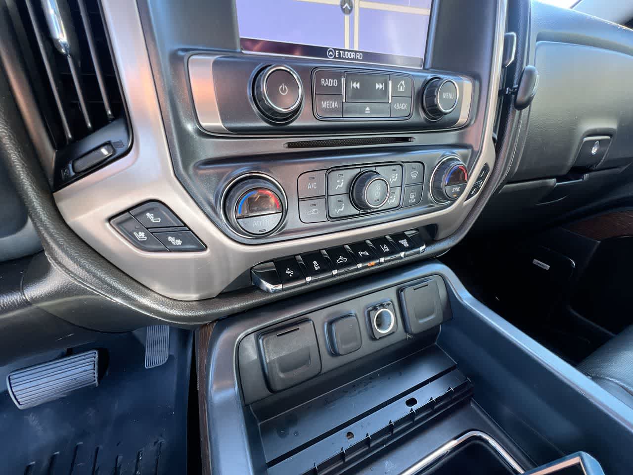 Thumbnail: 2018 GMC Sierra 2500 - 19