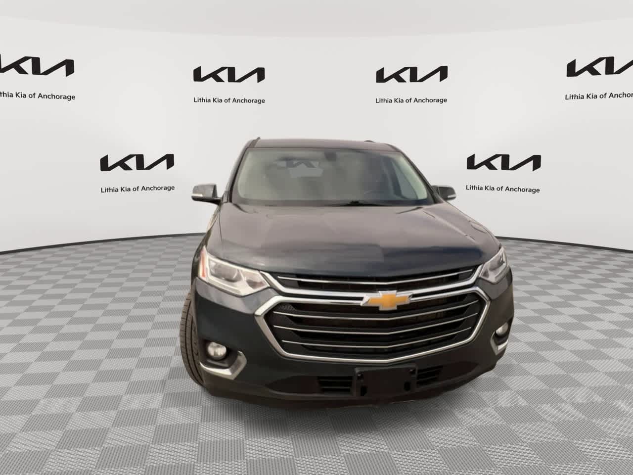 Thumbnail: 2021 Chevrolet Traverse - 3
