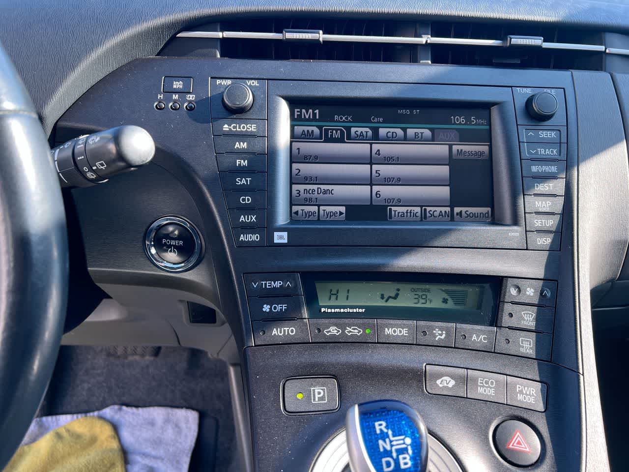 Thumbnail: 2010 Toyota Prius - 16