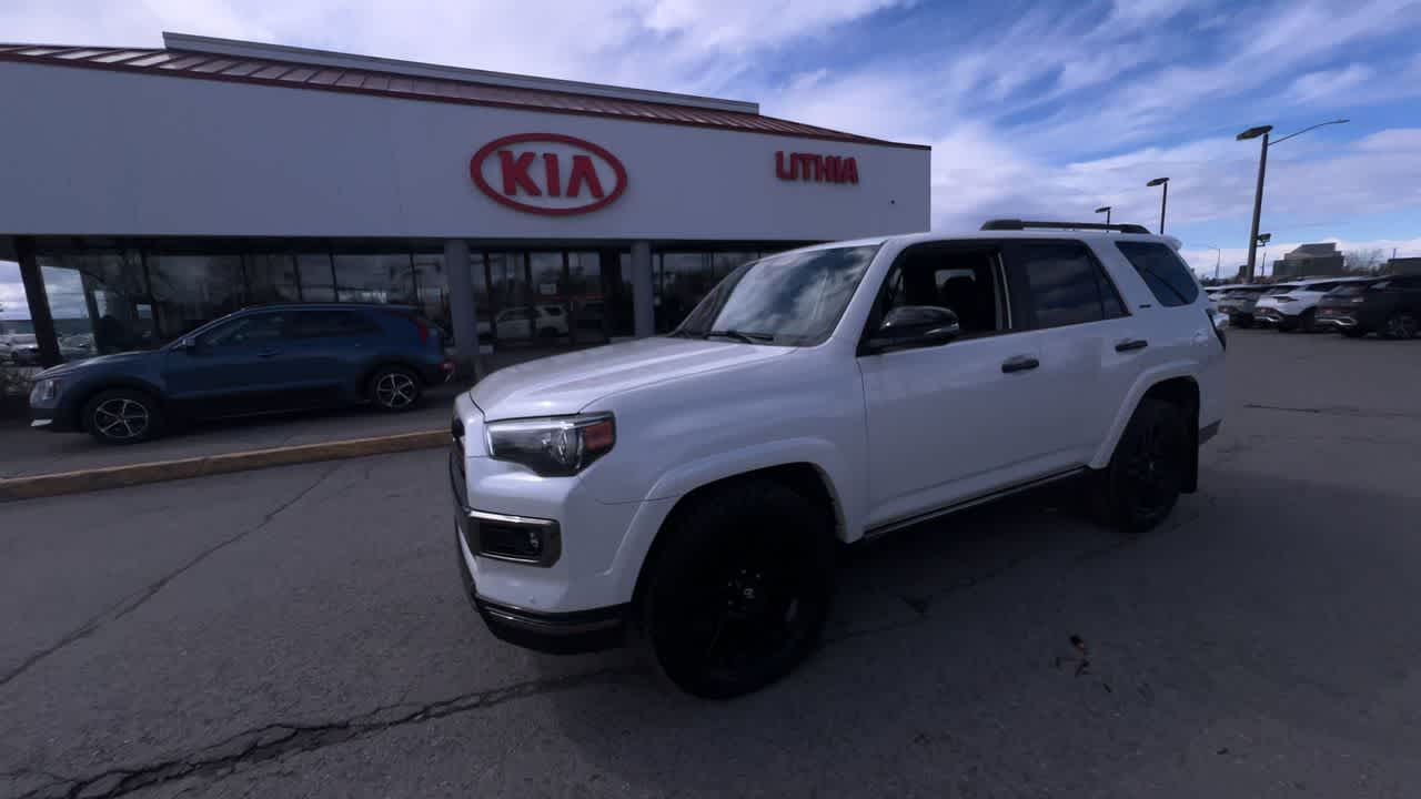 2021 Toyota 4Runner Nightshade Edition photo 4