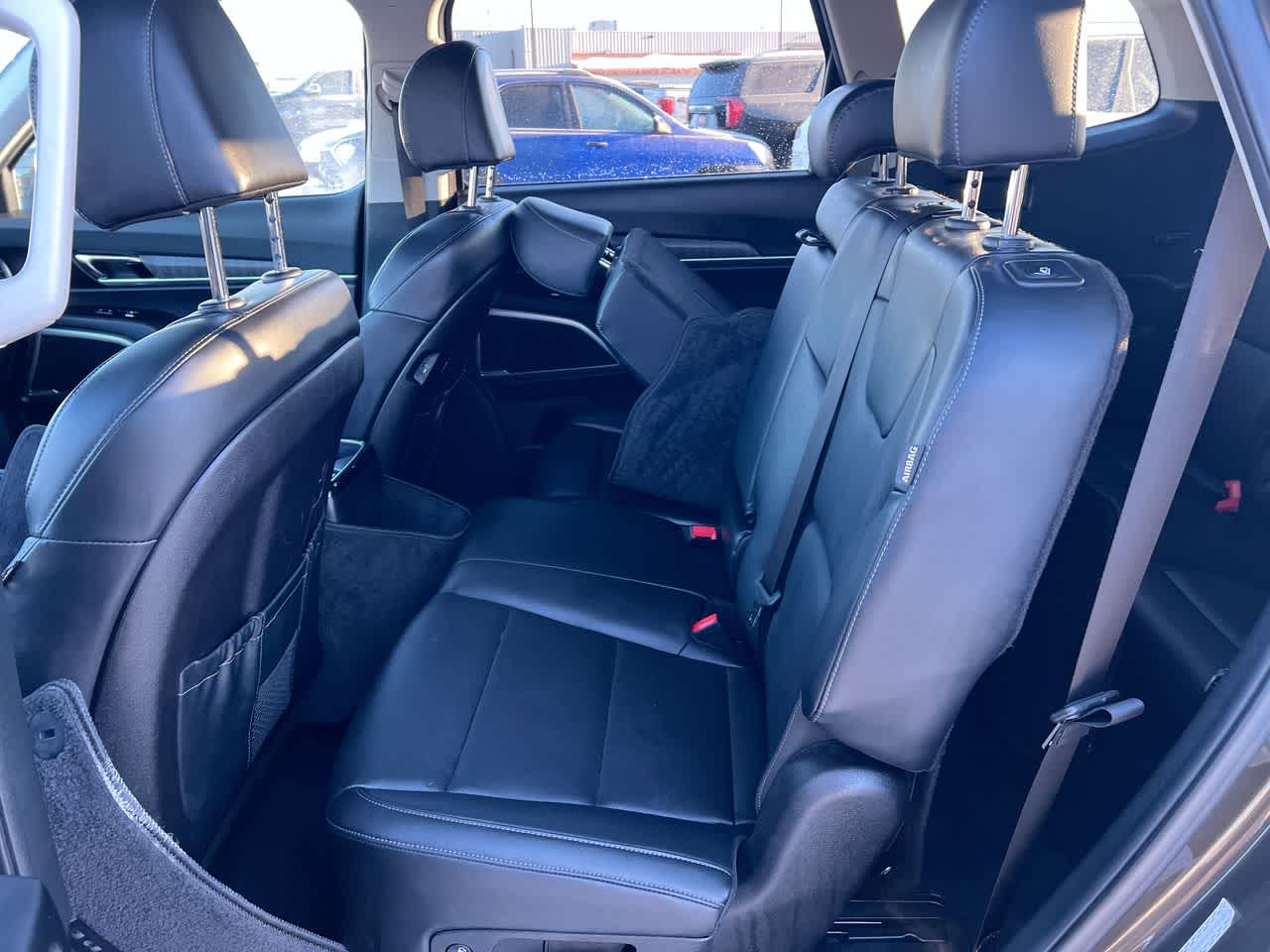 Thumbnail: 2023 Kia Telluride - 23