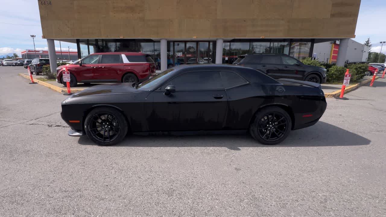 Thumbnail: 2018 Dodge Challenger - 5