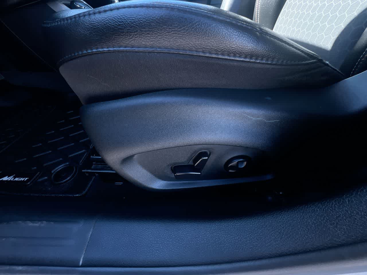 Thumbnail: 2019 Jeep Compass - 12