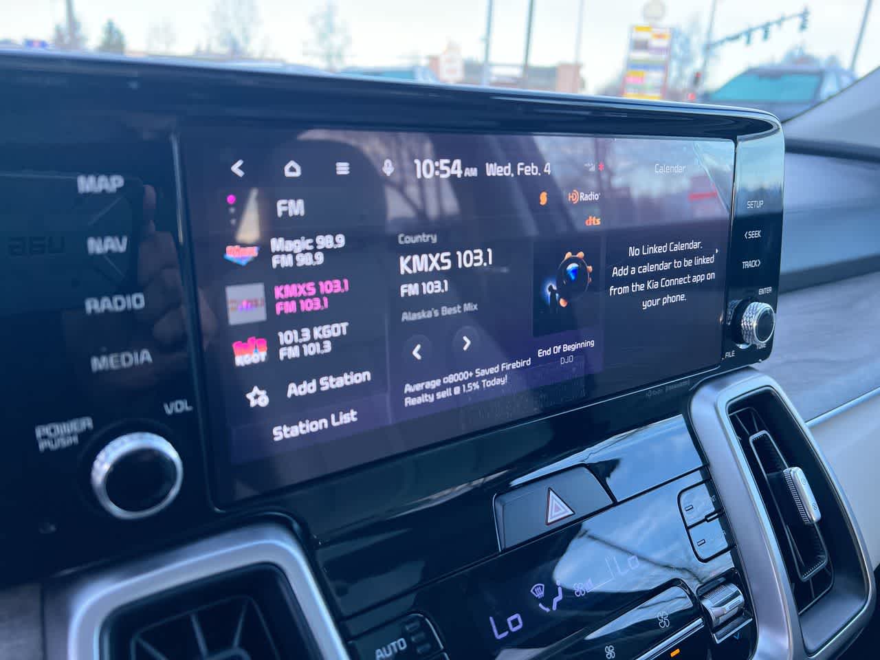 Thumbnail: 2023 Kia Sorento - 16