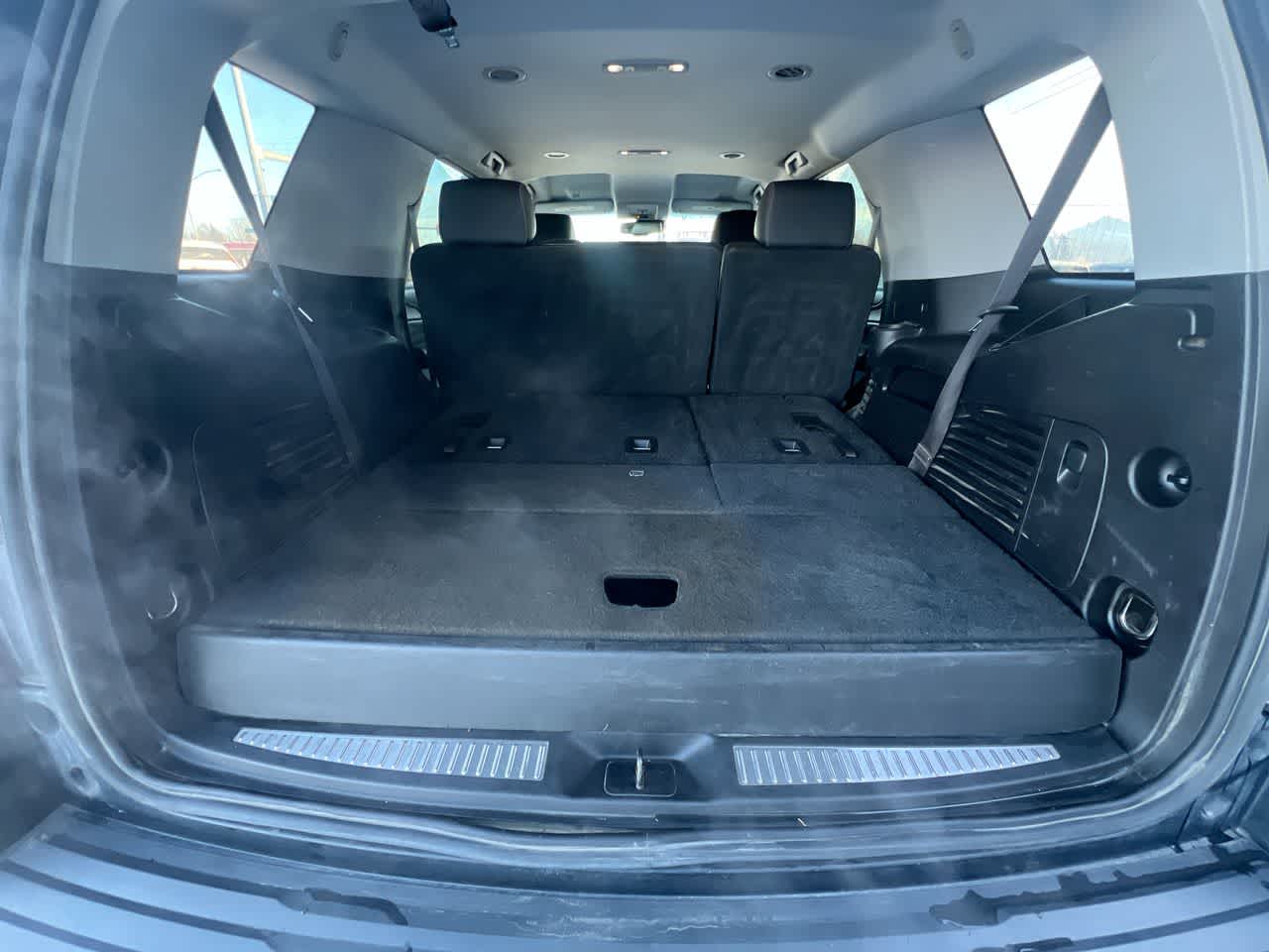 Thumbnail: 2015 Chevrolet Tahoe - 25