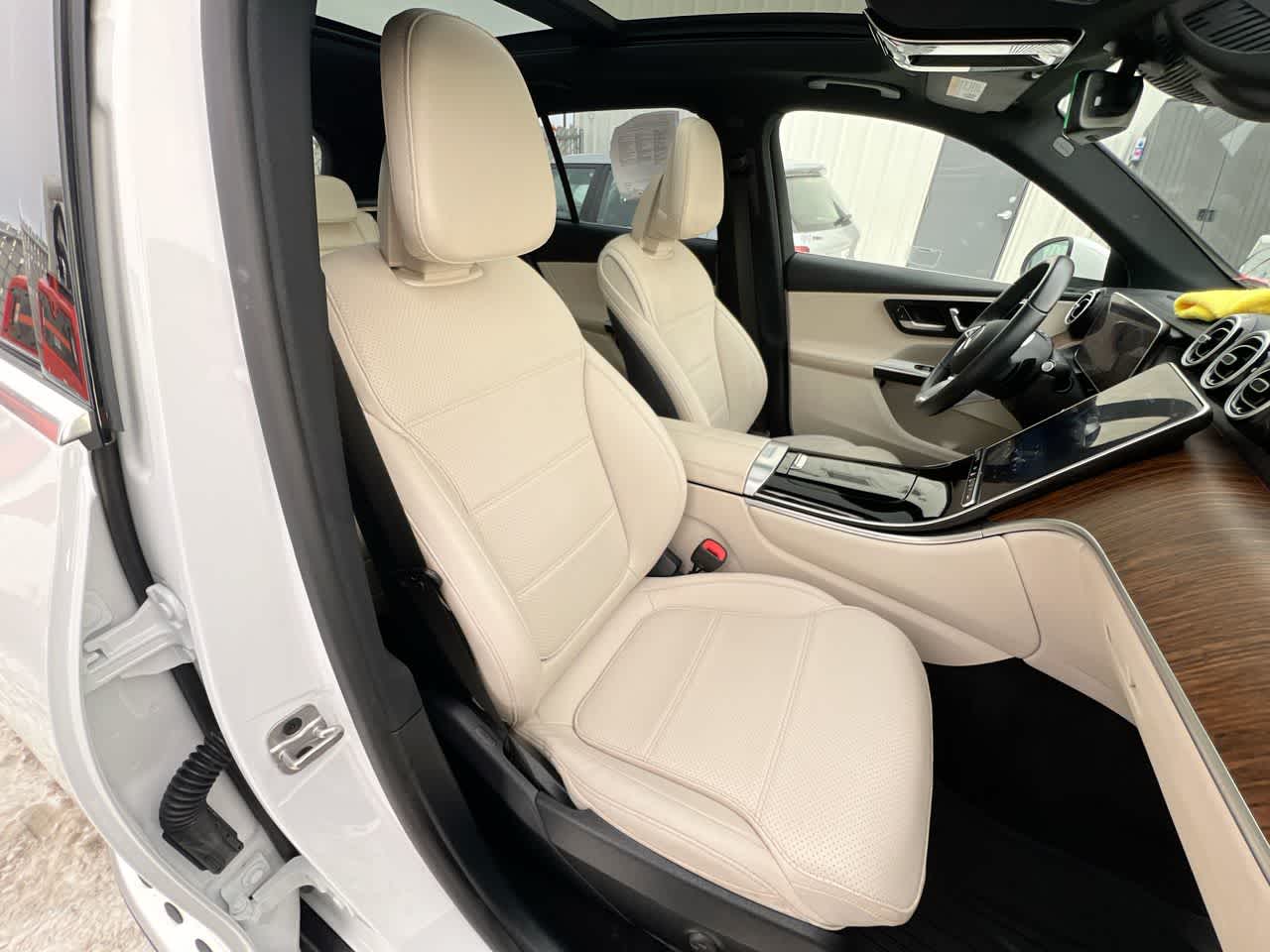 Thumbnail: 2024 Mercedes-Benz GLC - 28