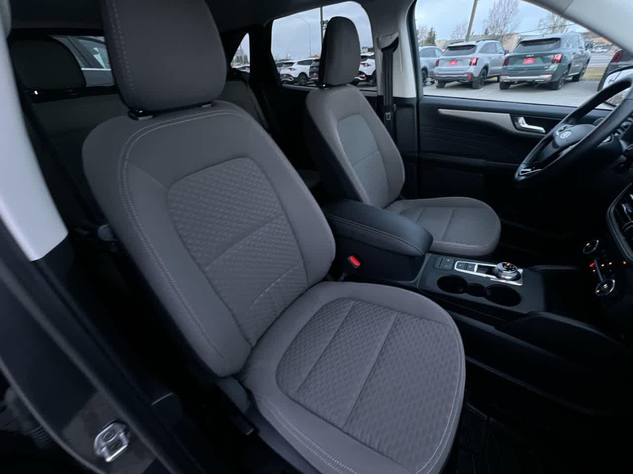Thumbnail: 2021 Ford Escape - 28