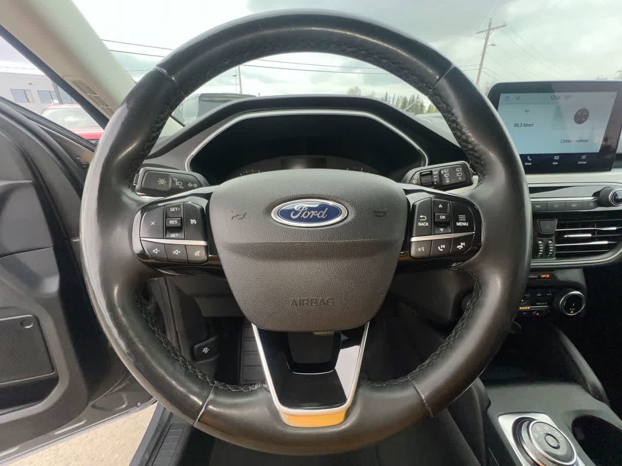 Thumbnail: 2022 Ford Escape - 14