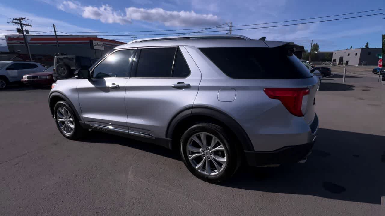 Thumbnail: 2023 Ford Explorer - 6