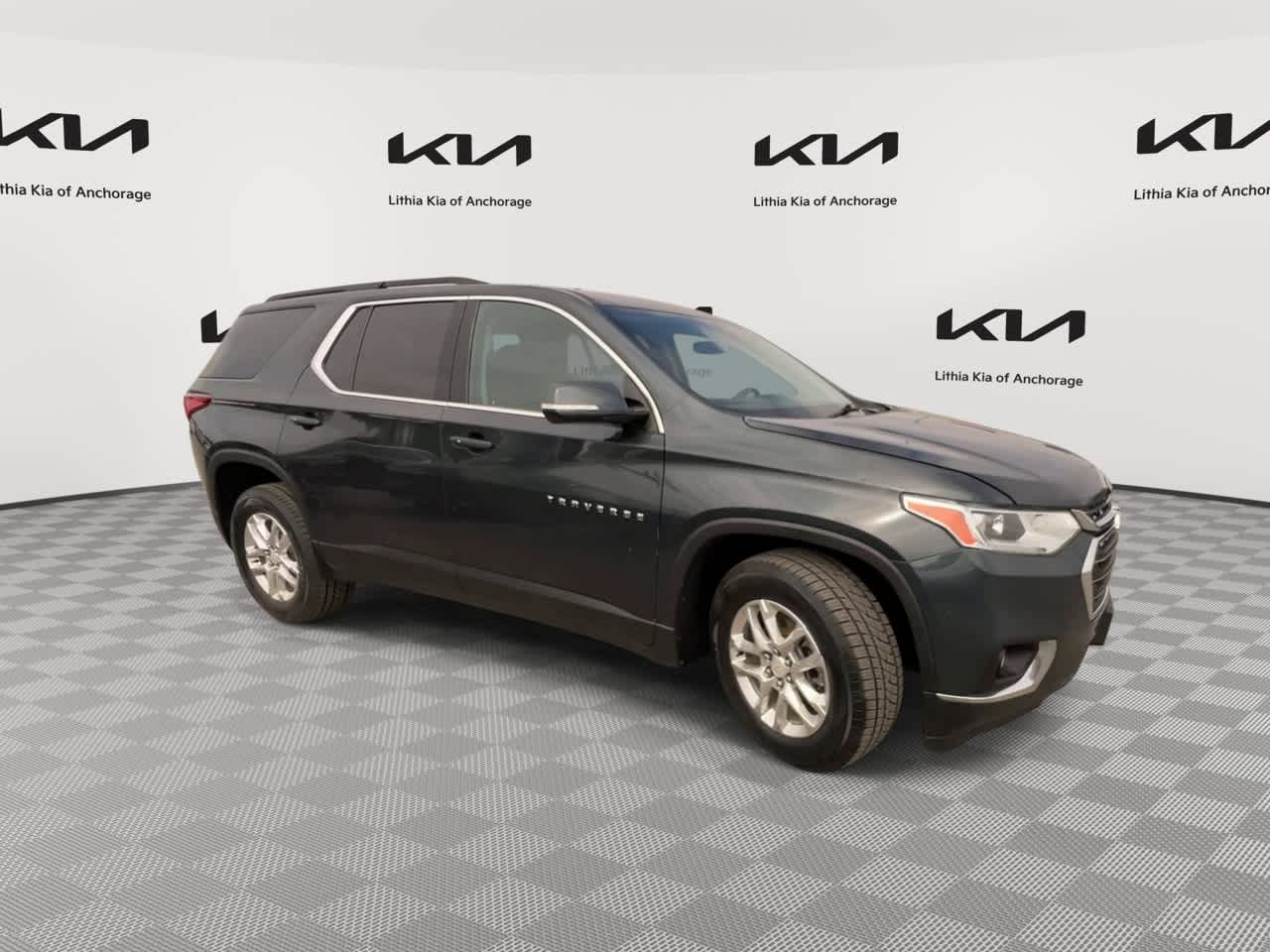 Thumbnail: 2021 Chevrolet Traverse - 2