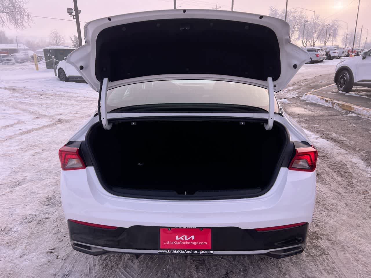 Thumbnail: 2023 Kia K5 - 26