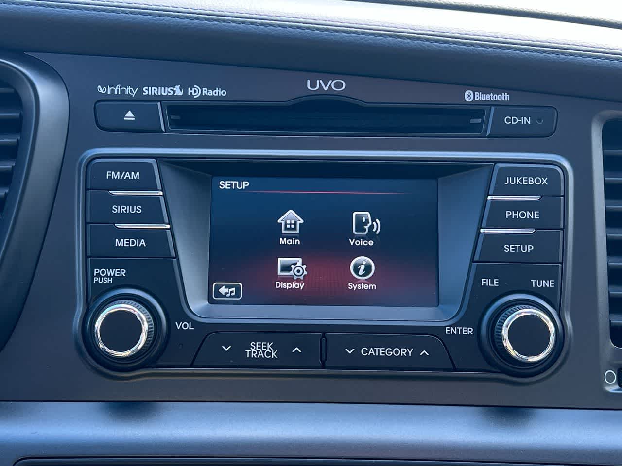 Thumbnail: 2012 Kia Optima - 18