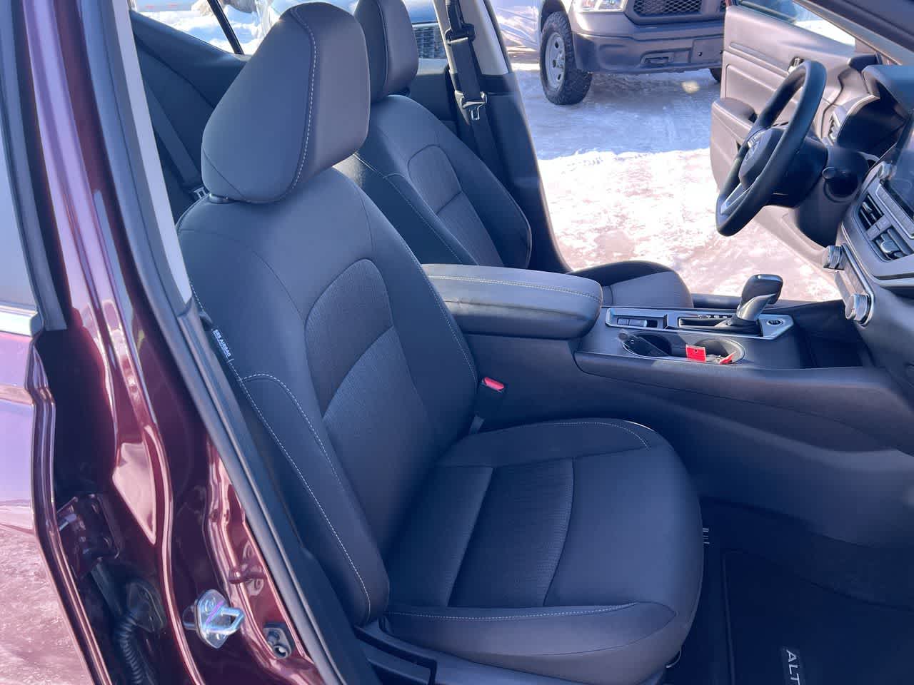 Thumbnail: 2025 Nissan Altima - 28