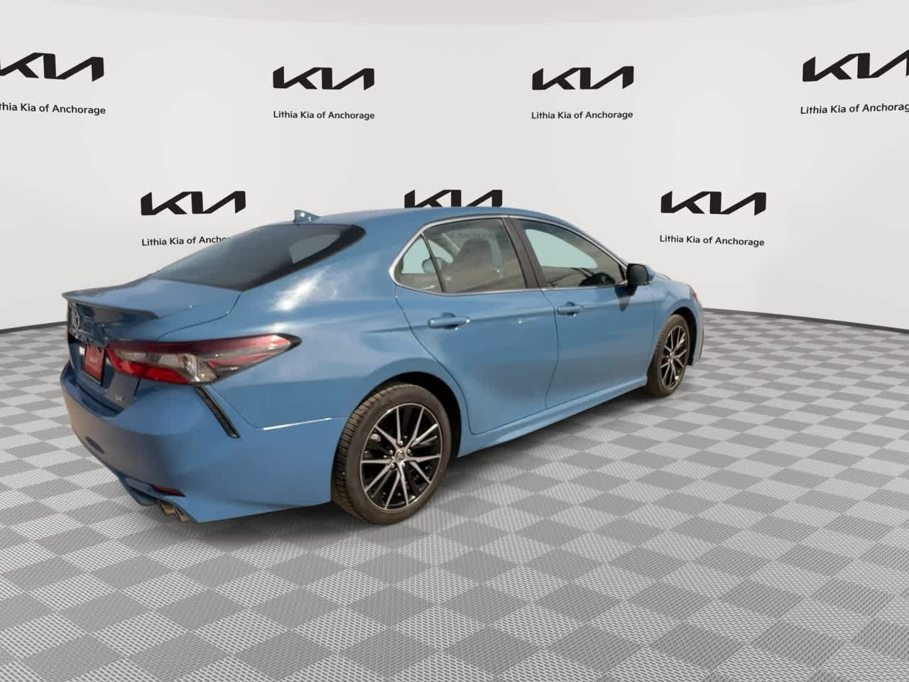 Thumbnail: 2023 Toyota Camry - 9