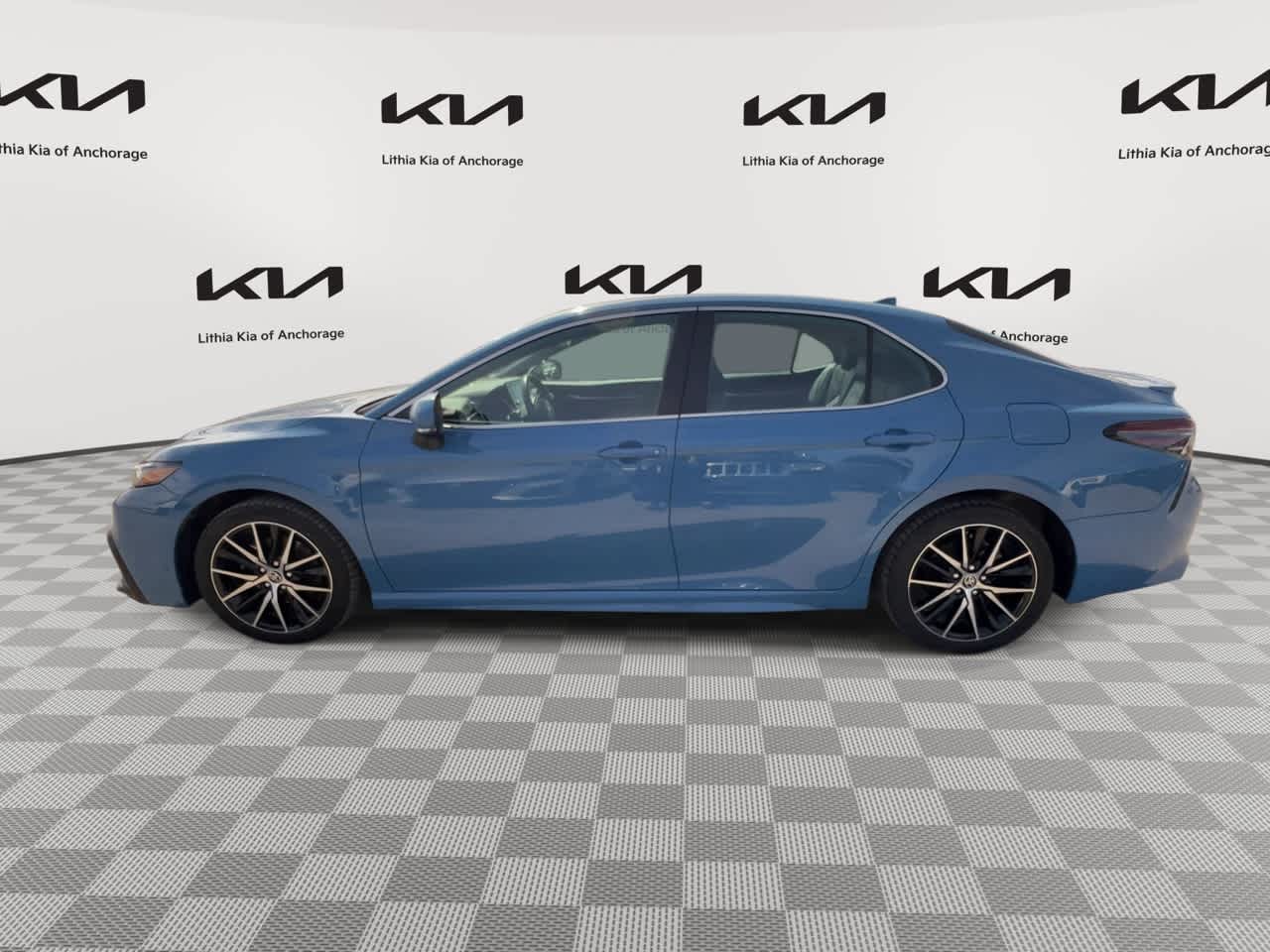 Thumbnail: 2023 Toyota Camry - 6