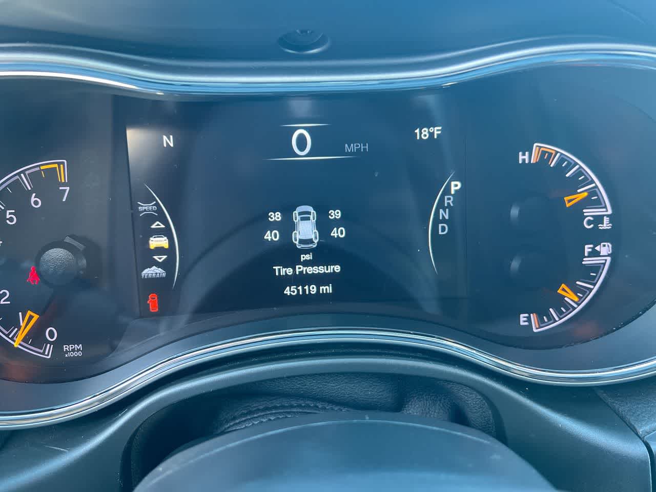 Thumbnail: 2020 Jeep Grand Cherokee - 15