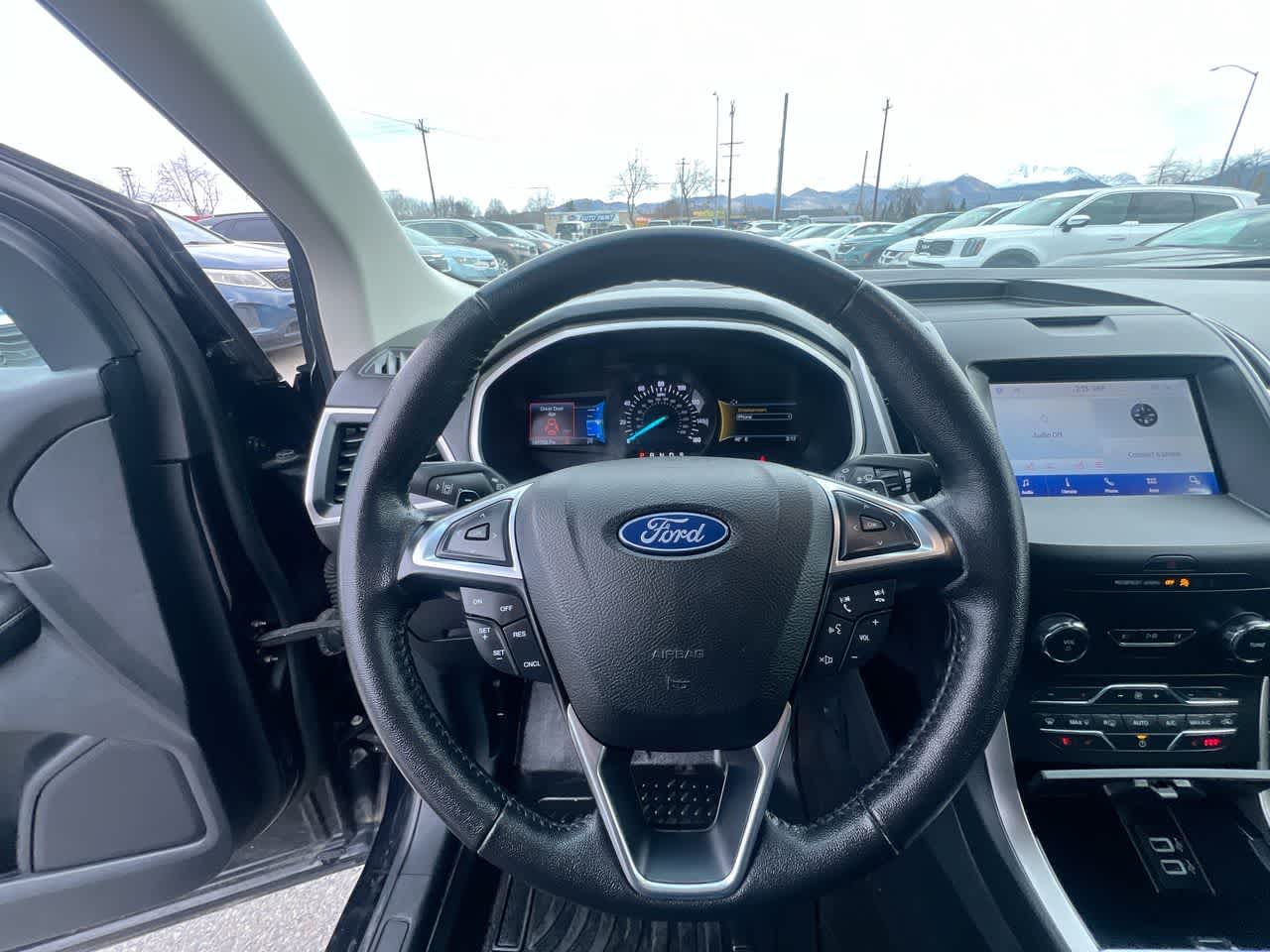 Thumbnail: 2020 Ford Edge - 14