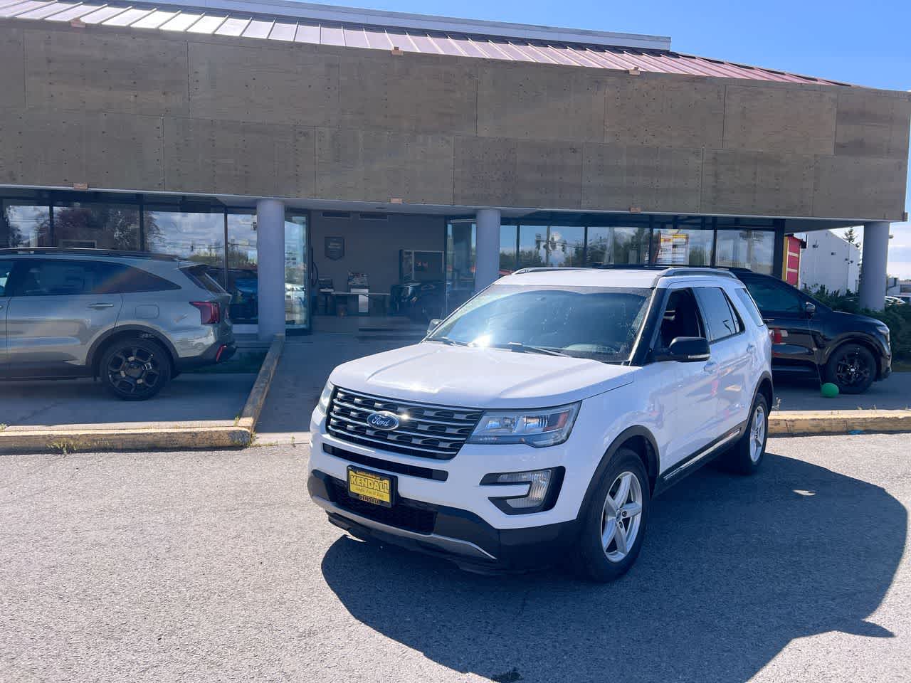 Thumbnail: 2016 Ford Explorer - 1