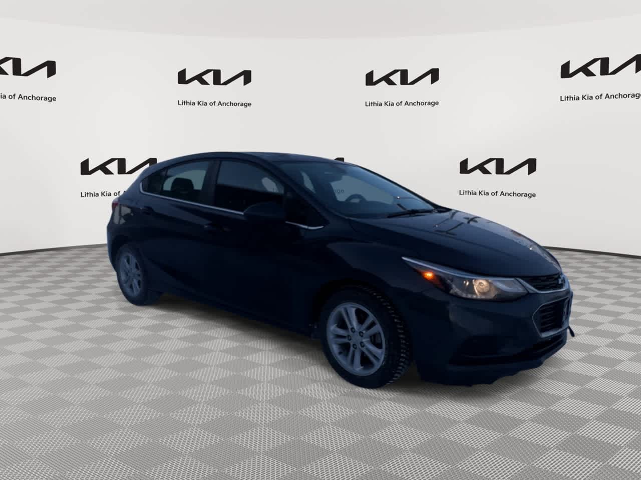 Thumbnail: 2018 Chevrolet Cruze - 2