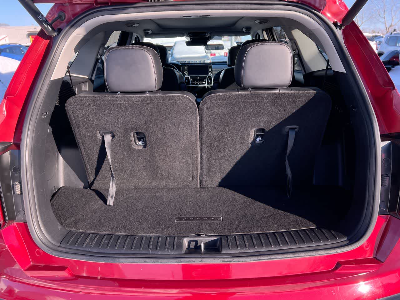 Thumbnail: 2023 Kia Sorento - 25