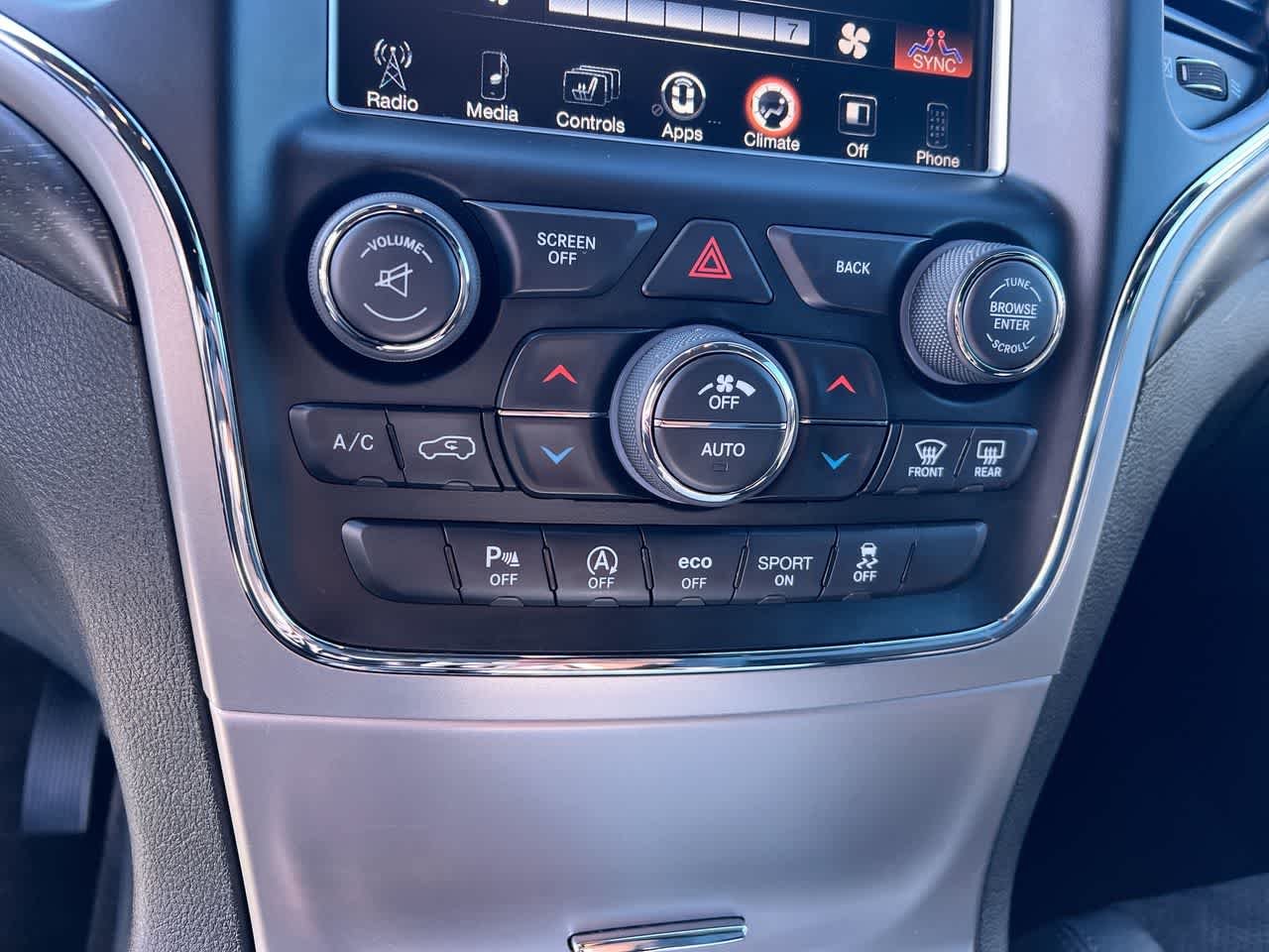 Thumbnail: 2017 Jeep Grand Cherokee - 19