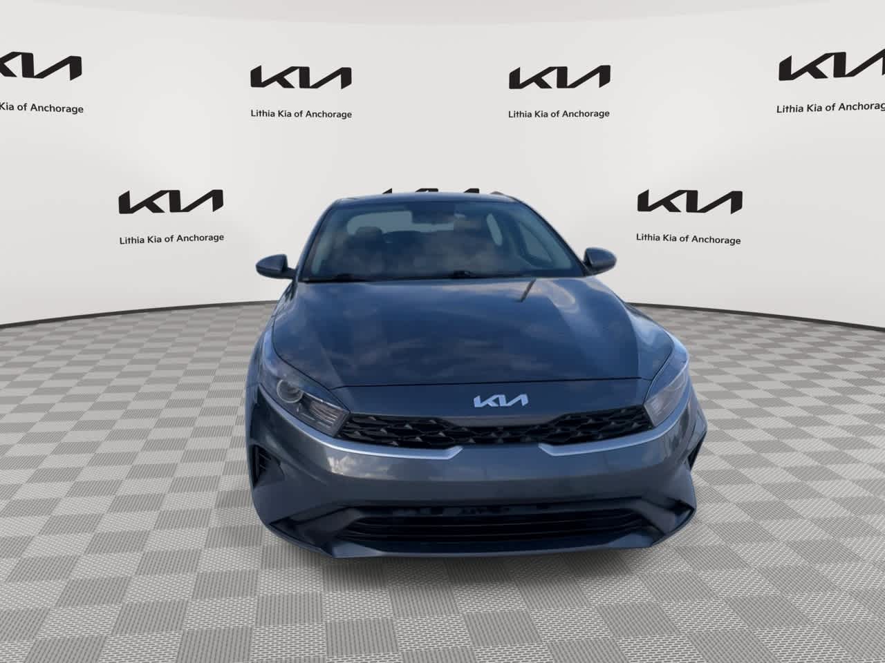 Thumbnail: 2023 Kia Forte - 3