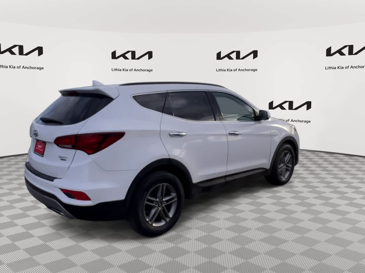 Thumbnail: 2017 Hyundai Santa Fe - 8