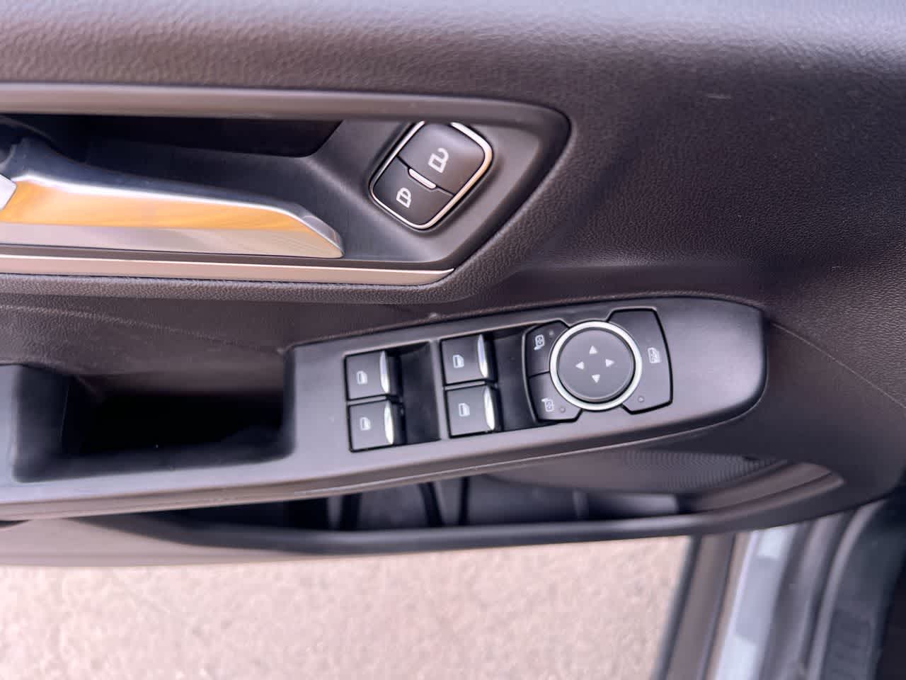 Thumbnail: 2022 Ford Escape - 13