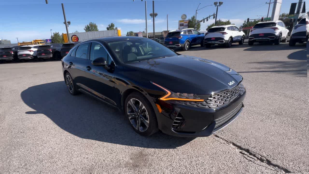 Thumbnail: 2022 Kia K5 - 2
