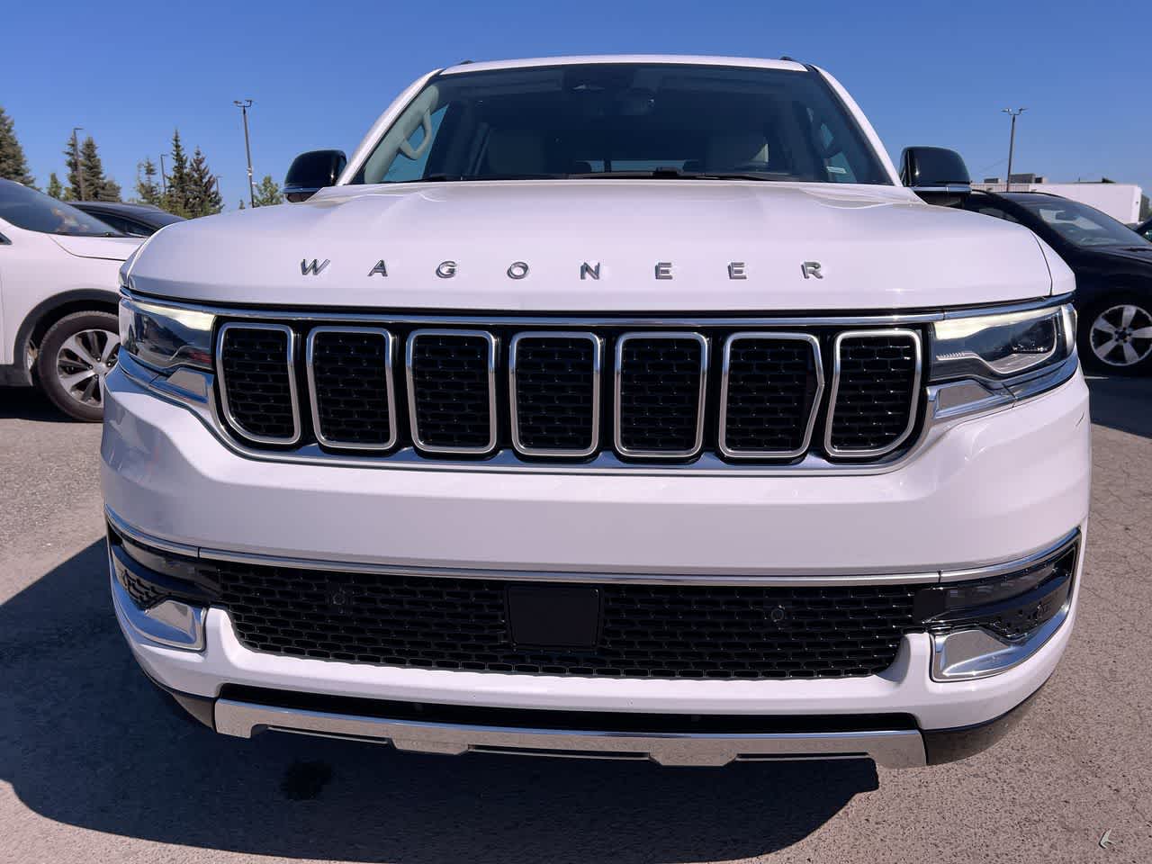 Thumbnail: 2024 Jeep Wagoneer - 29