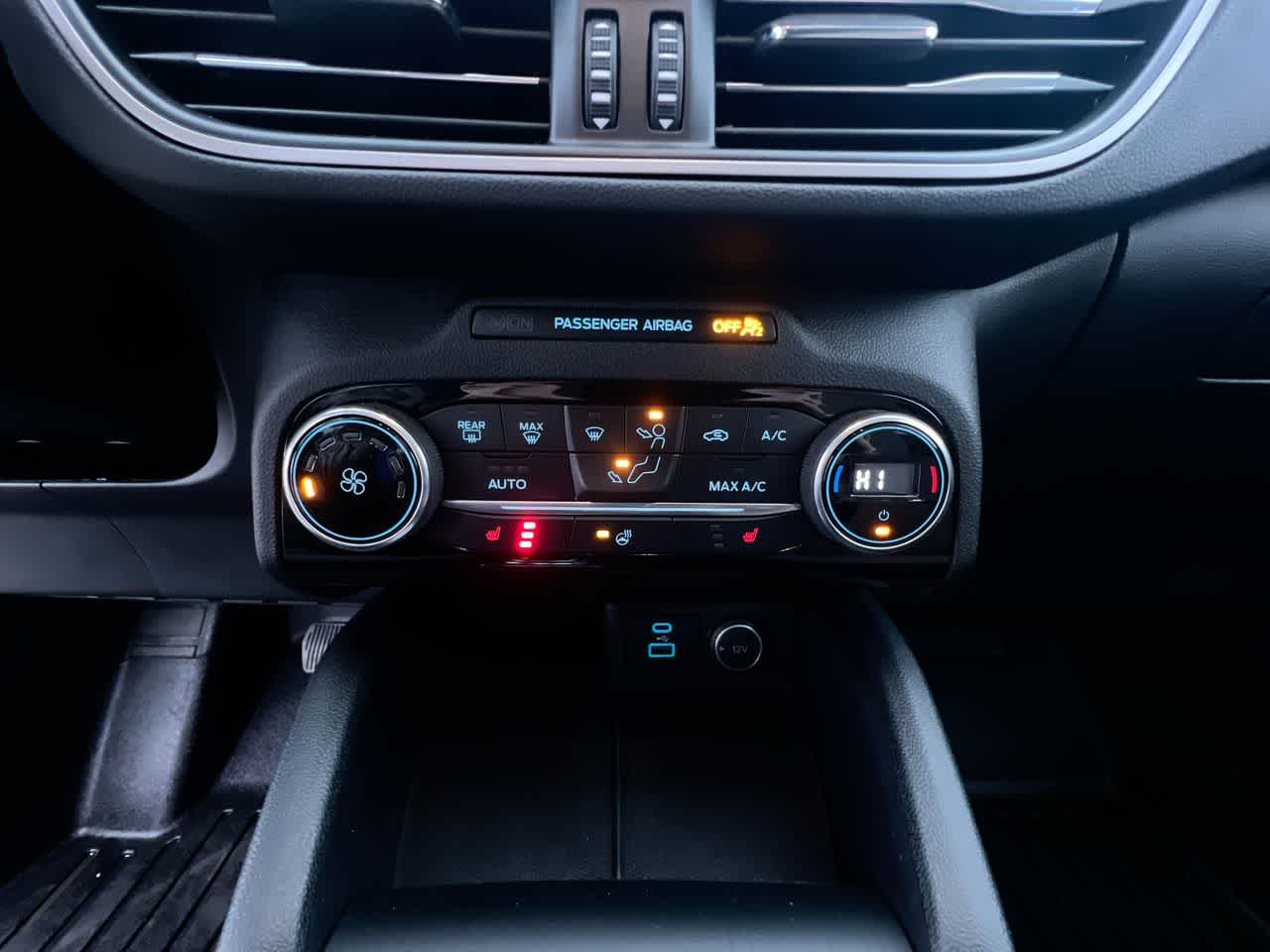 Thumbnail: 2021 Ford Escape - 19