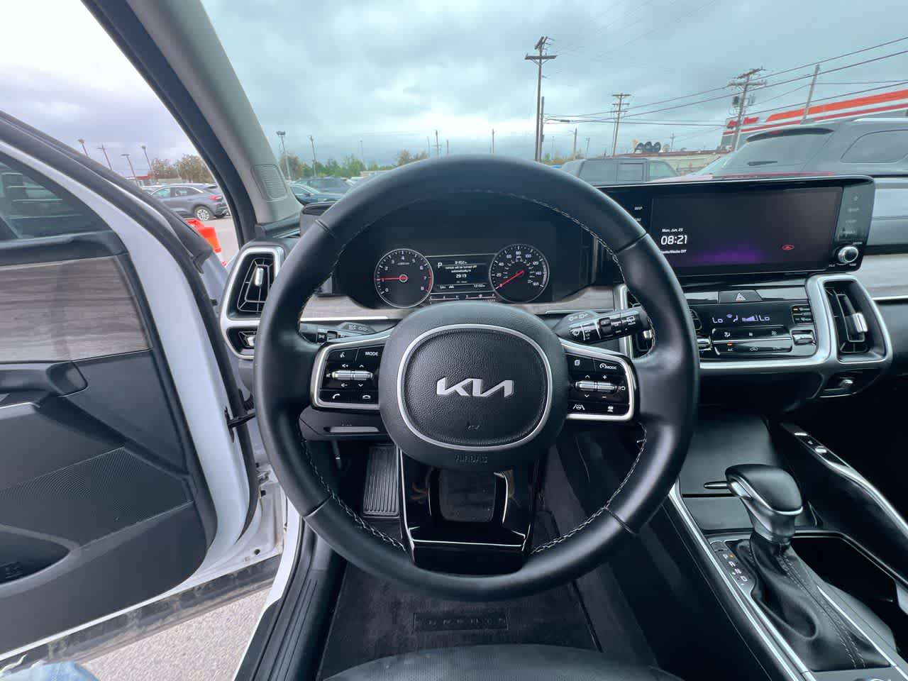 Thumbnail: 2022 Kia Sorento - 14