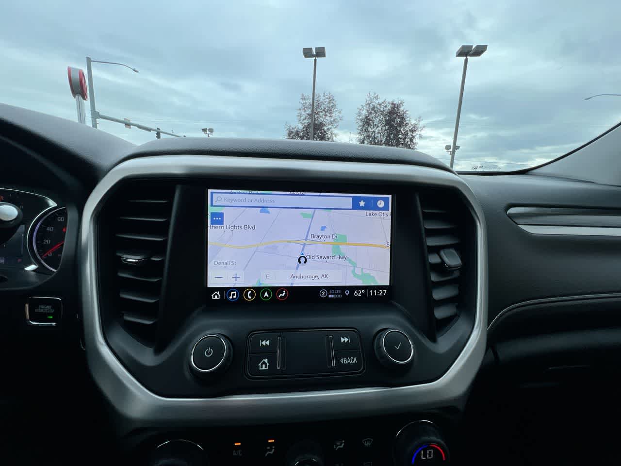 Thumbnail: 2023 GMC Acadia - 16