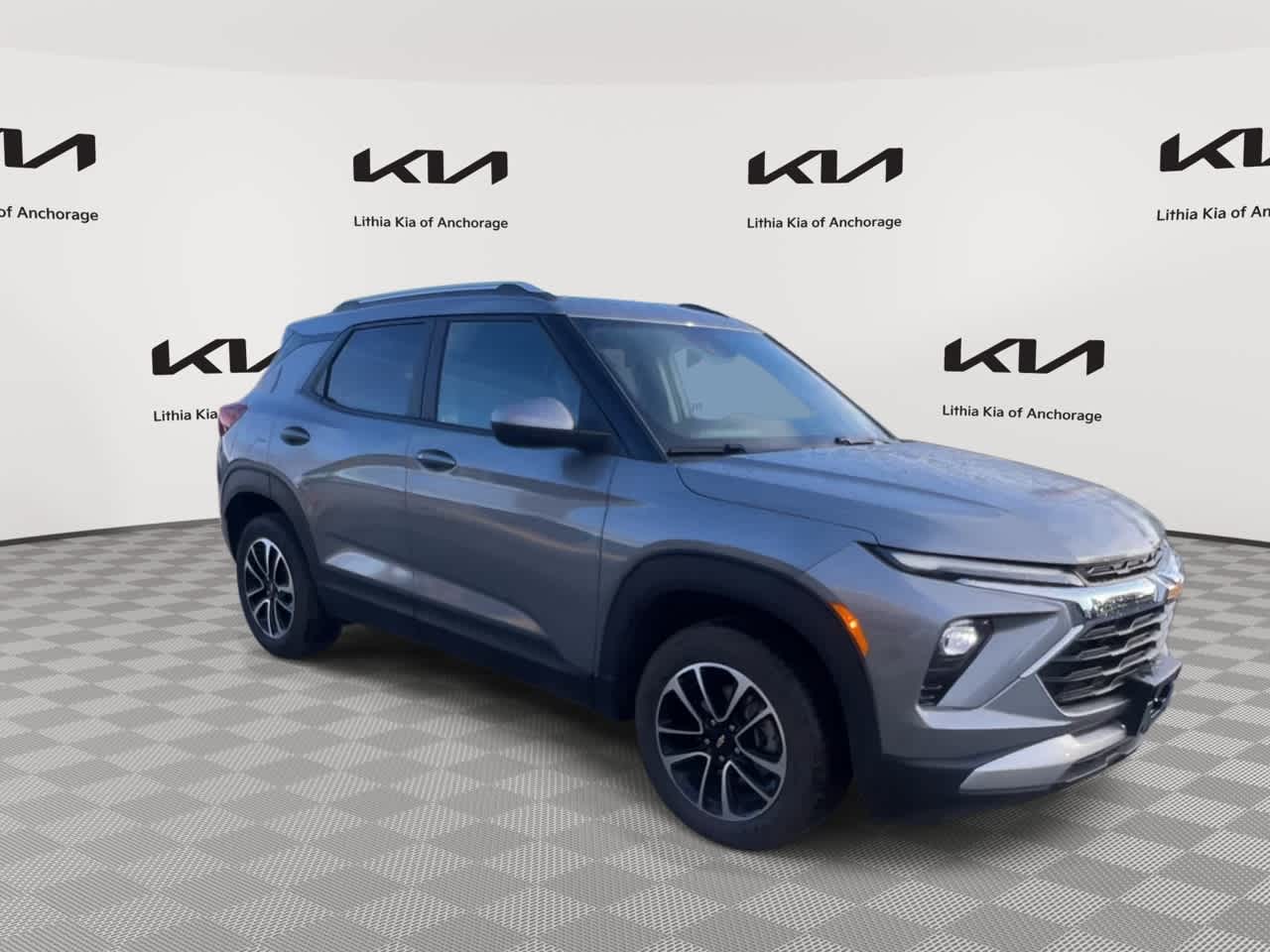 Thumbnail: 2025 Chevrolet TrailBlazer - 2