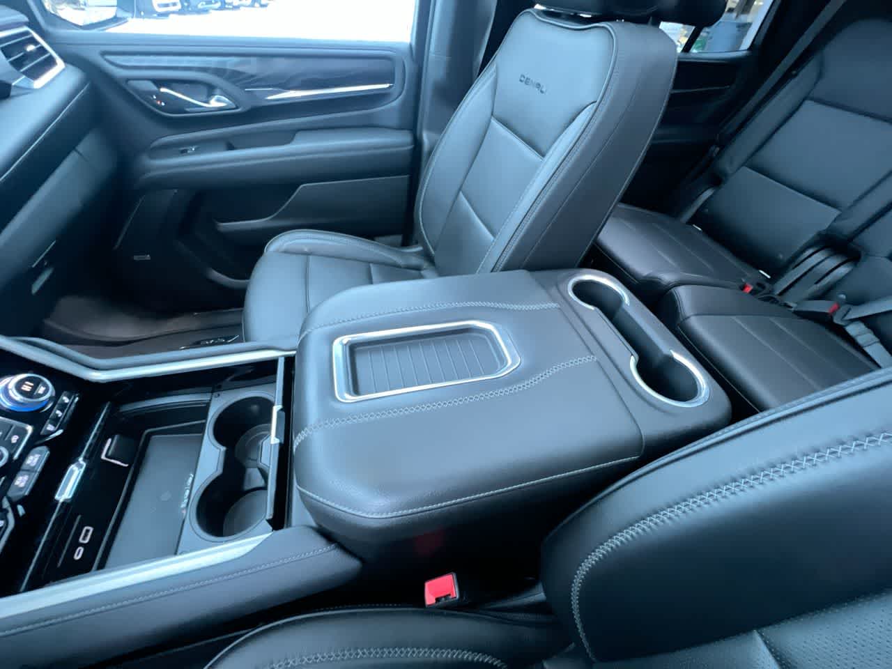 Thumbnail: 2021 GMC Yukon - 21