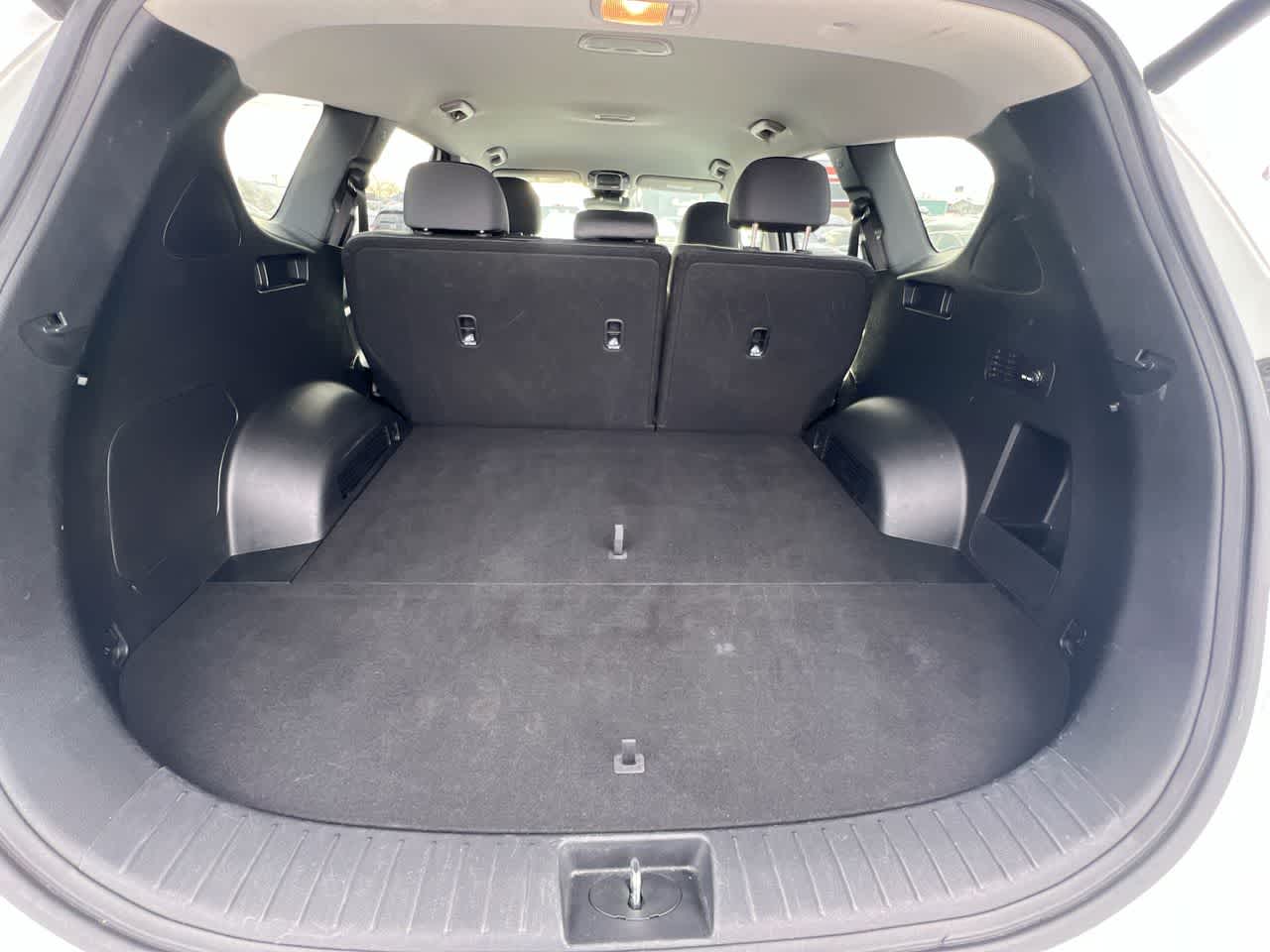 Thumbnail: 2023 Hyundai Santa Fe - 26