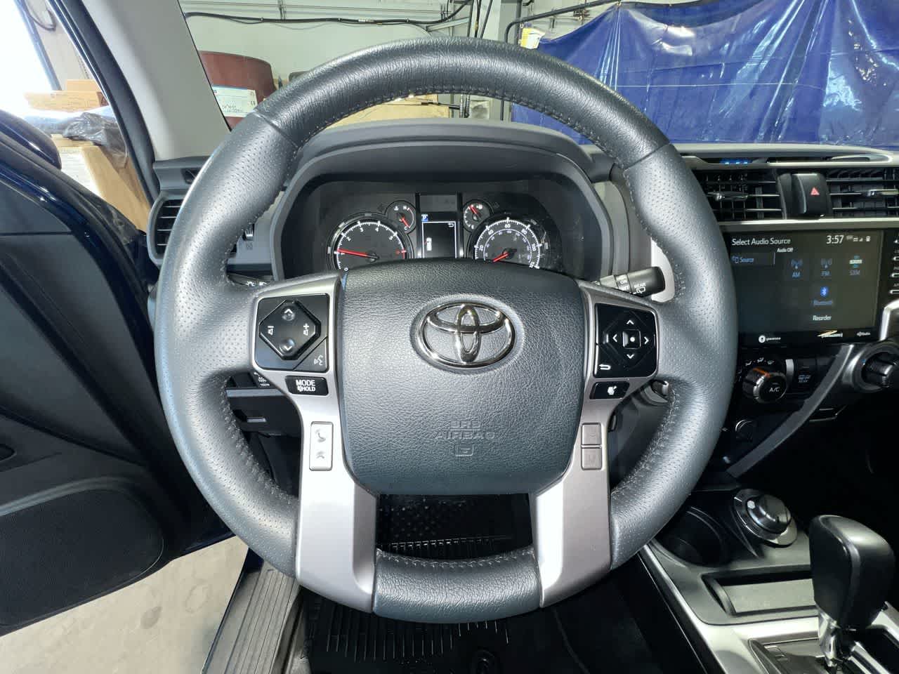 Thumbnail: 2022 Toyota 4Runner - 14