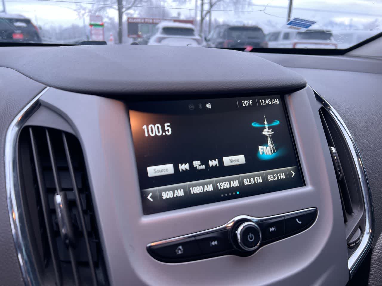 Thumbnail: 2016 Chevrolet Cruze - 16