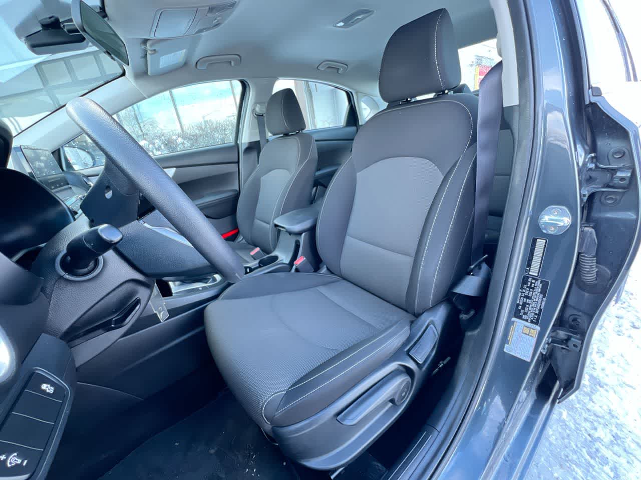 Thumbnail: 2023 Kia Forte - 11