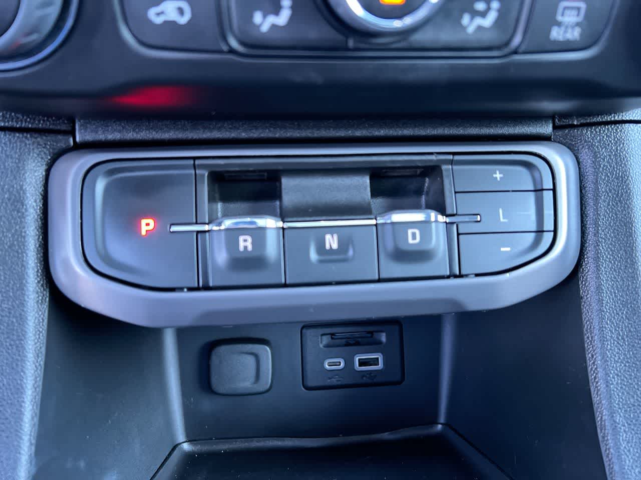 Thumbnail: 2023 GMC Acadia - 20