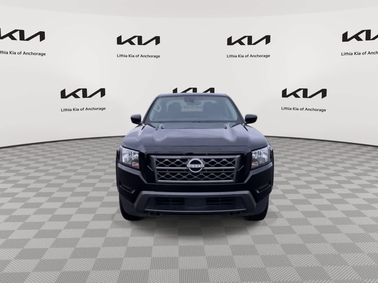 2024 Nissan Frontier SV photo 3