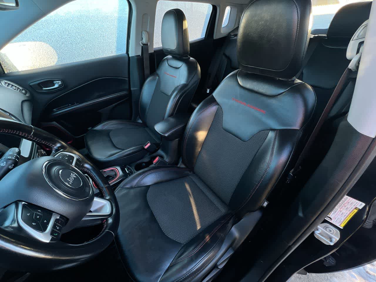 Thumbnail: 2020 Jeep Compass - 11