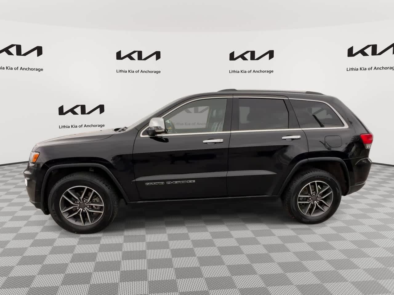 Thumbnail: 2019 Jeep Grand Cherokee - 6