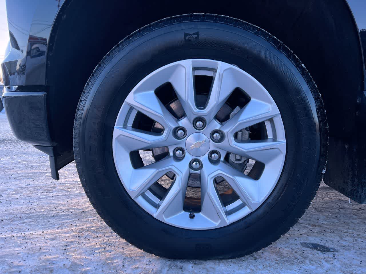 Thumbnail: 2023 Chevrolet Silverado 1500 - 10