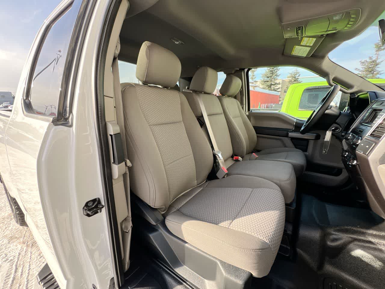 Thumbnail: 2019 Ford F-350 - 27