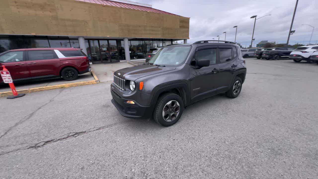Thumbnail: 2016 Jeep Renegade - 4