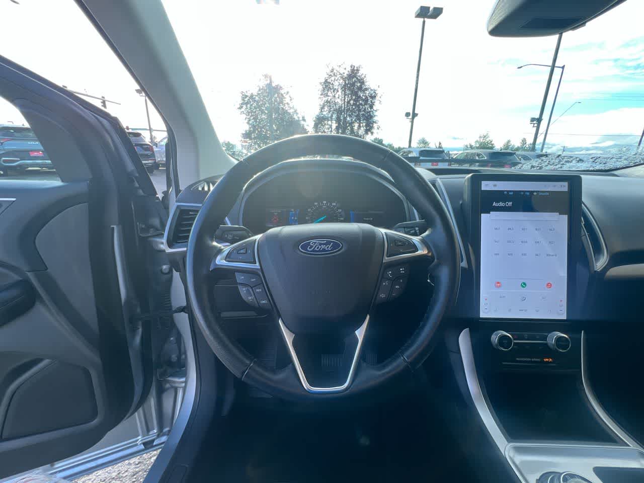 Thumbnail: 2023 Ford Edge - 14