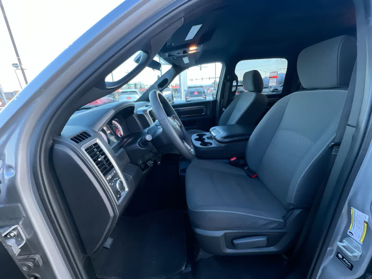 Thumbnail: 2024 RAM 1500 Classic - 11