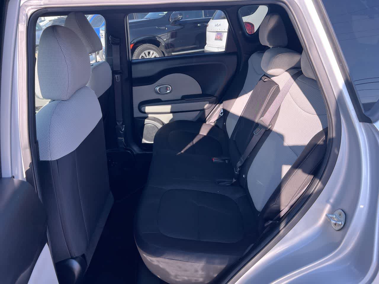 Thumbnail: 2014 Kia Soul - 24